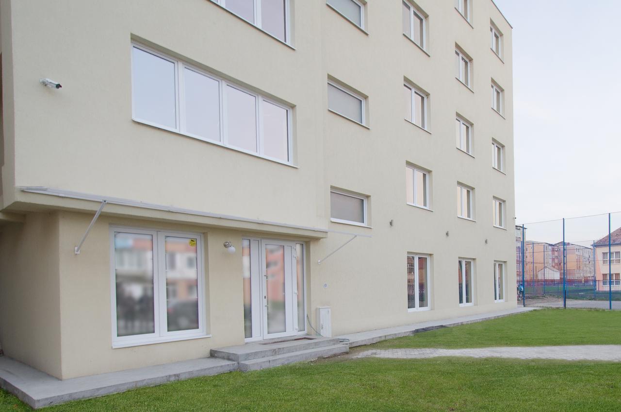 Hotel Eka Sebes  Exterior photo